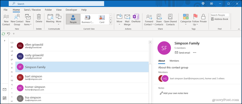 Yhteystietoryhmä Outlookissa