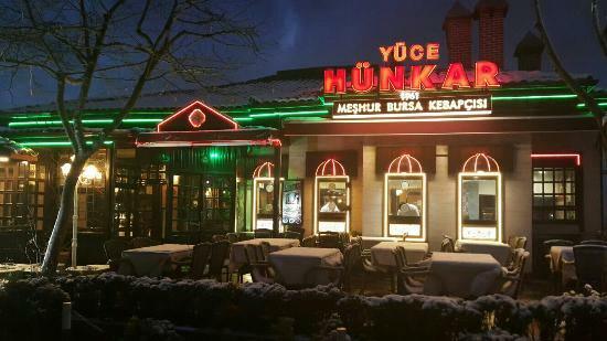 Supreme Hünkarin kuuluisa Bursa Kebab -ravintola