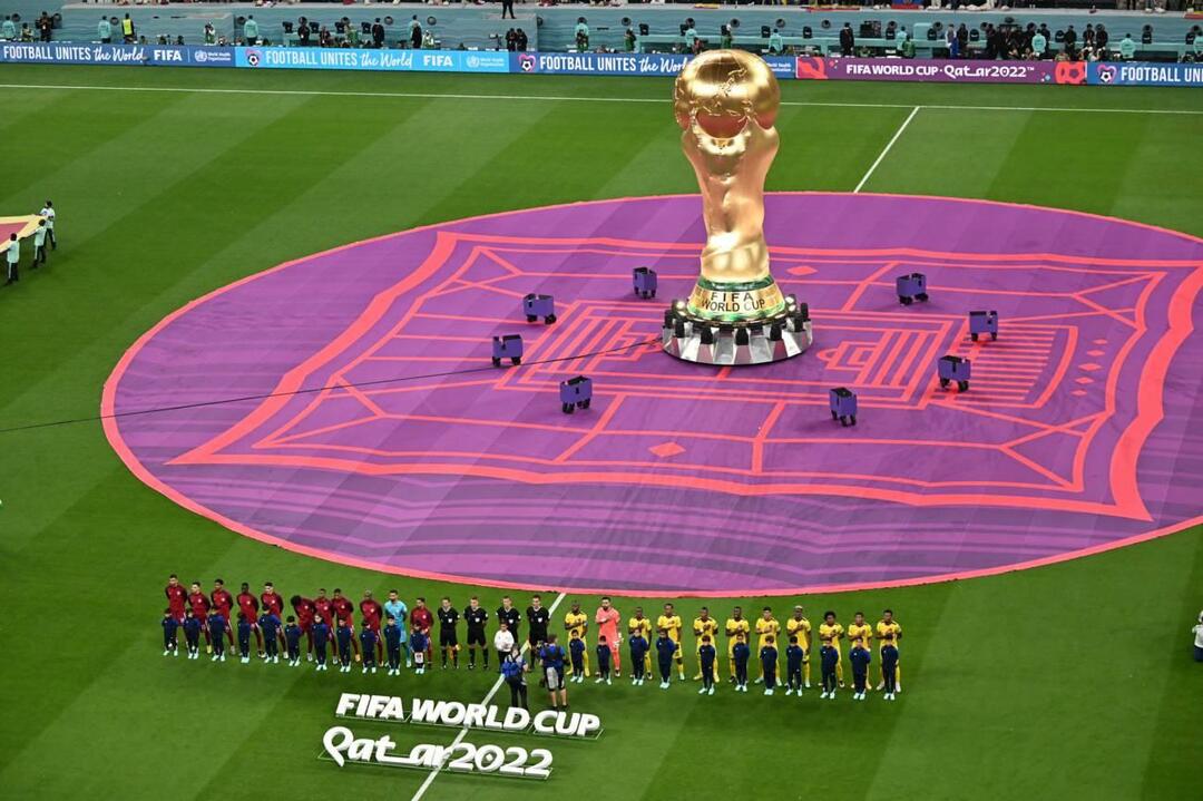 2022 FIFA World Cup -jako Emine Erdoganilta!