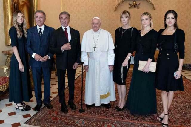 Sylvester Stallone ja paavi Franciscus 