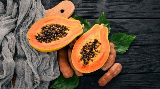 Mitä hyötyä papaija-hedelmistä on? Älä heitä papaijan siemeniä!