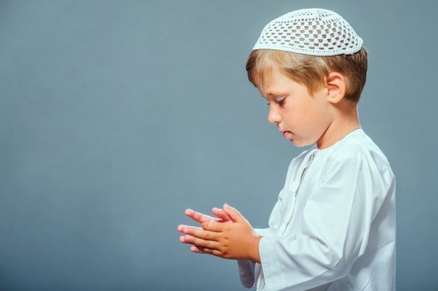 Opetetaan lapsia rukoilemaan