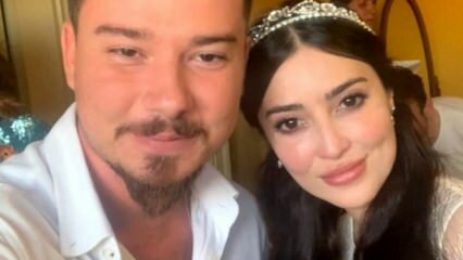 Kuuluisa näyttelijä Melike İpek Yalova meni naimisiin Altuğ Gültanin kanssa!