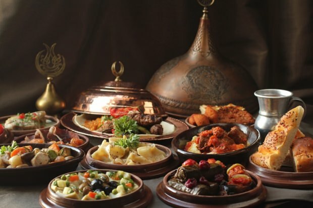 Mitkä ovat nopeasti rikkovat iftar-valikot?