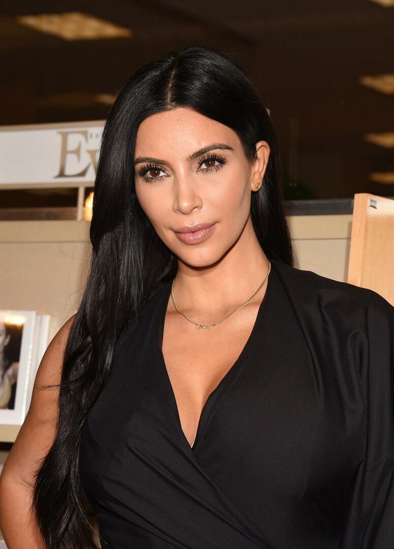 Kim Kardashian ei päässyt helposti tällä kertaa! Hän mainosti, mutta rangaistus tuli myöhemmin.