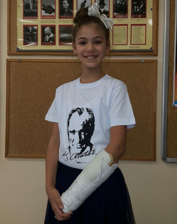 Isabella Damla Güven käsivarsi oli murtunut, mutta ei jättänyt sarjaa