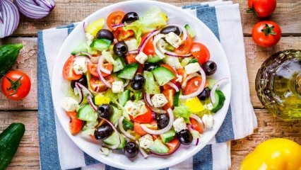 Salaatti ruokavalio luettelo laihtumiseen! Matalakaloriset runsas salaatti reseptit