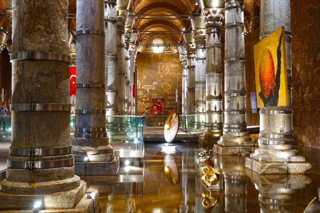 Missä Şerefiye Cistern sijaitsee ja miten sinne pääsee? Mikä on Şerefiye Cisternin tarina ja piirteet?