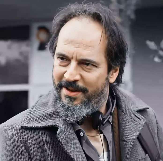 Timuçin Esen TV-sarjassa Son of the Shooter
