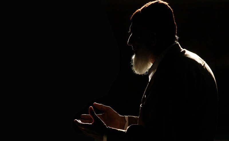 Profeetan tapamme sanoa ylistystä! Kuinka piirtää rukousnauha sormella?