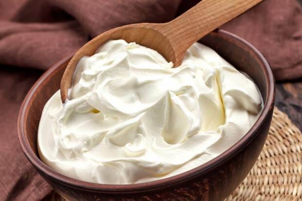 Mitä hyötyä jogurtista on? Mitä tapahtuu, jos juoda jogurttimehua tyhjään vatsaan?