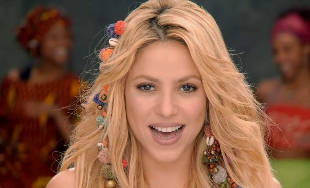 Tapahtuman jakaminen Shakirasta! Sitä juhlitaan kirjoittamalla "Afrikka"!