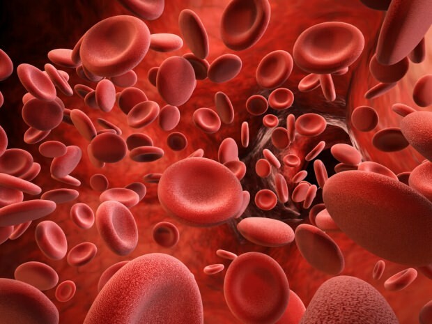 Mitkä ovat verihiutaleiden korkeuden oireet?