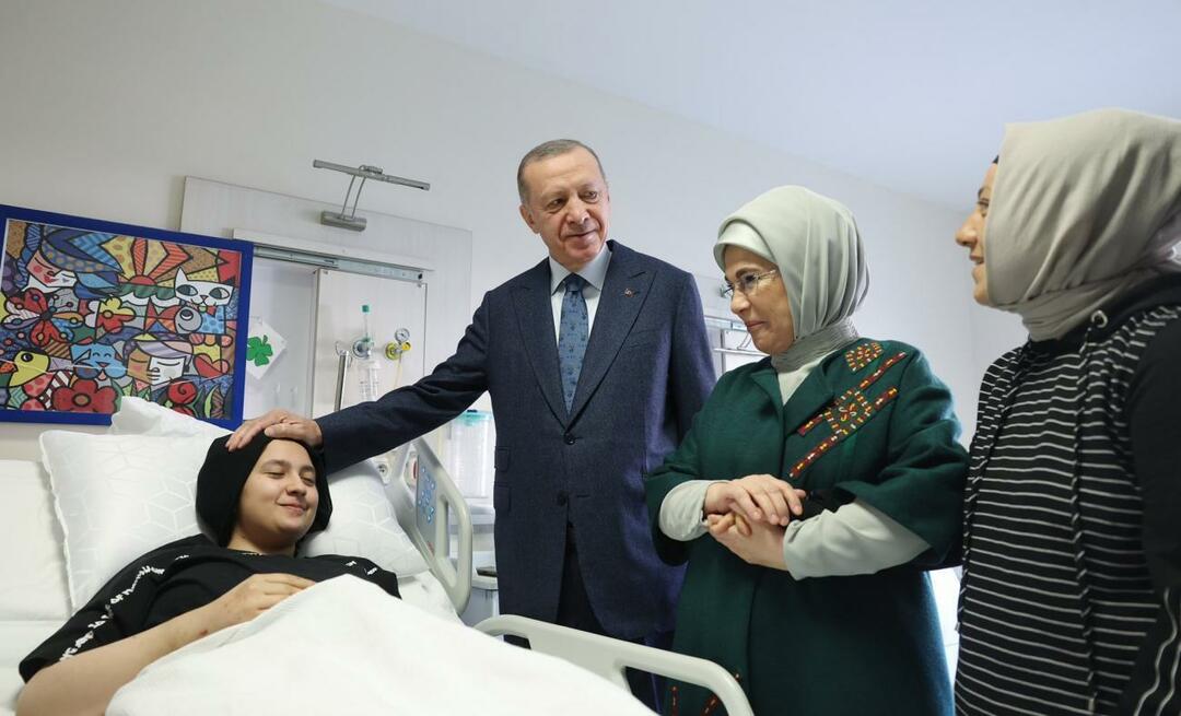 Presidentti Erdoğan ja hänen vaimonsa Emine Erdoğan tapasivat katastrofin lapset