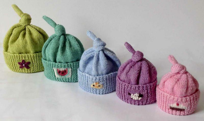 Kuinka tehdä paras vauvan neulottu hattu? Tyylikkäimmät ja helpot 2021 neulotut barettimallit