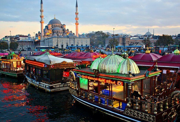 Talous- ja tuorekalaosoitteet Istanbulissa