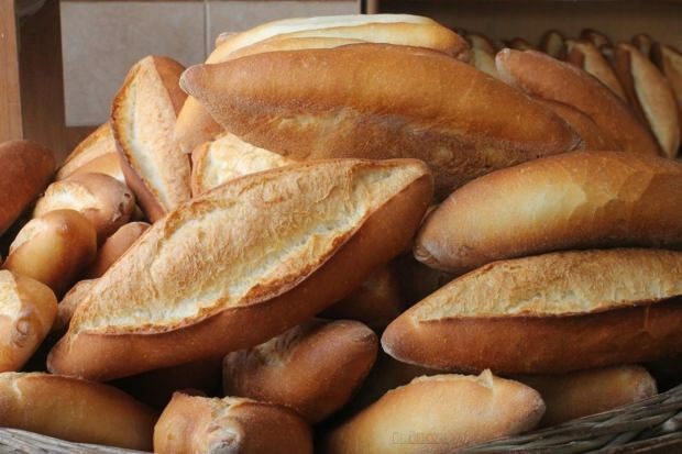 Onko leipä haitallista? Entä jos et syö leipää viikon ajan? Voimmeko elää vain leivästä ja vedestä?