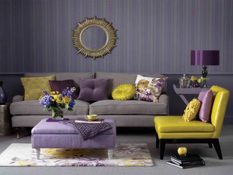 Moderneja kodinsisustusehdotuksia violetilla värillä
