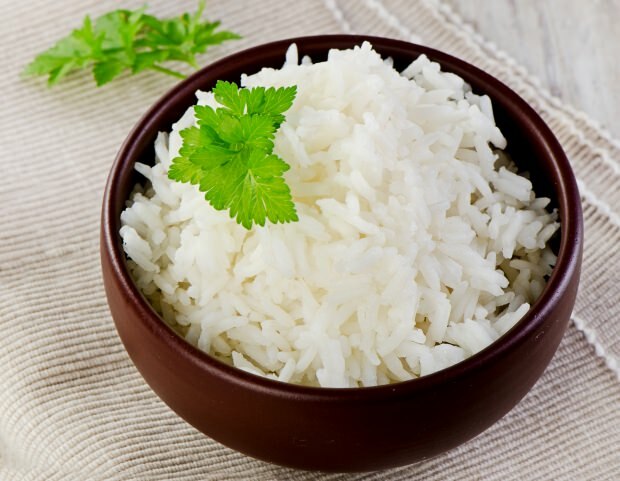 laihtuminen nielemällä riisiä