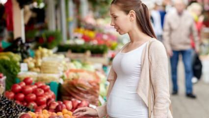 Kuinka ruokkia raskauden ensimmäisen kolmanneksen aikana?