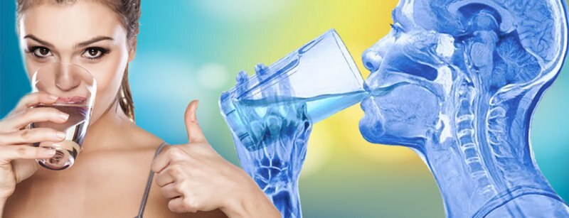 Mitkä ovat juomaveden edut? Kuinka juoda vettä heikentääksesi?
