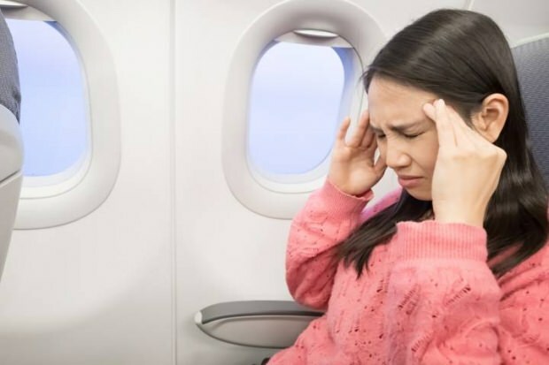 Mitä lentotaudit ovat? Mitä pitäisi tehdä sairauden välttämiseksi lentokoneessa?