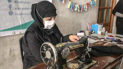 Idlibin vapaaehtoisten räätälien korjaamista vaatteista tulee juhla lapsille