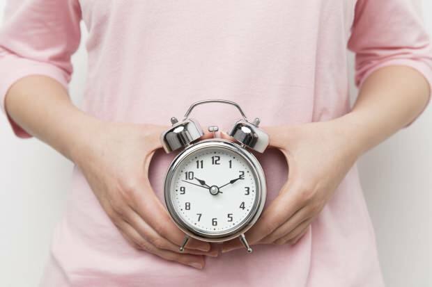 Ovulaatiopäivän laskeminen! Mitkä ovulaation oireet ovat, kuinka monta päivää ovulaatio kestää?