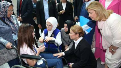 Jaetaan "Vammaisten henkilöiden kansainvälinen päivä" First Lady Erdoğanilta!