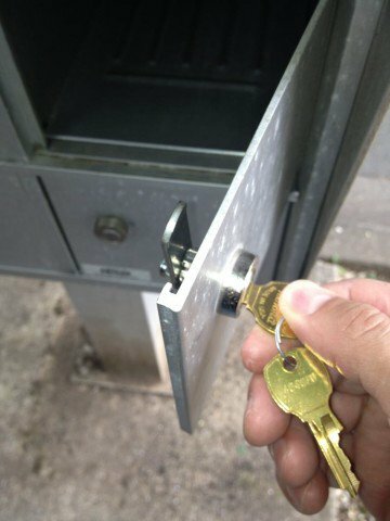Muutos-postilaatikko-lock-8