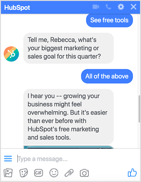 Molly Pitmann sanoo, että kysymysten esittäminen toimii hyvin chatbogissa. HubSpot-chatbot kysyy esimerkiksi, mikä on suurin markkinointi- tai myyntitavoitteesi tälle vuosineljännekselle?