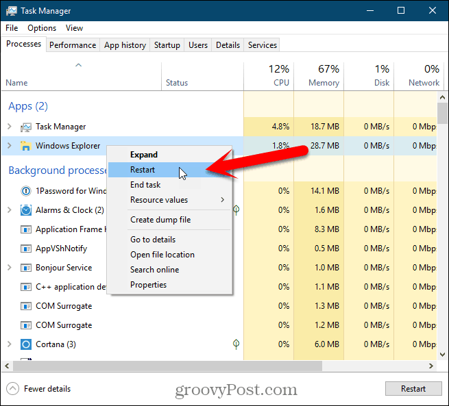 Napsauta hiiren kakkospainikkeella Windows Explorer -prosessia ja valitse Käynnistä uudelleen Windows 10 Task Manager -sovelluksessa