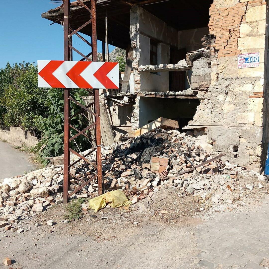 Adanan maanjäristys