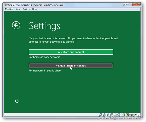 VirtualBox Windows 8 asentaa asennusohjelman jakamaan vai ei?