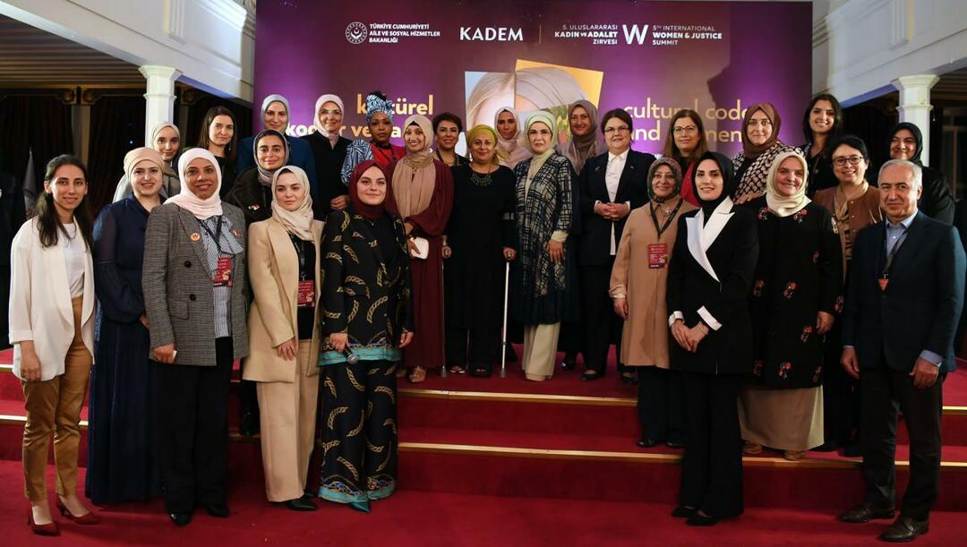 Emine Erdoğan puhui kansainvälisessä naisten ja oikeuden huippukokouksessa, kansalaisjärjestöjen edustajat