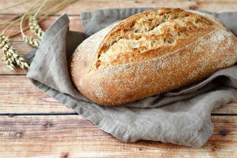 Kuinka tehdä happamatonta leipää? Fluffy leipä resepti ilman hiivaa