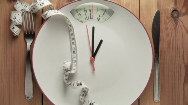 Kuinka tehdä Aristo-ruokavalio, joka heikentää 6 kiloa 10 päivässä?