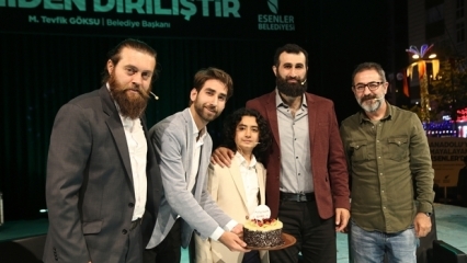 Ylösnousemus Ertuğrul-pelaajat osallistuivat ”Ramadan Resurrection” -tapahtumaan