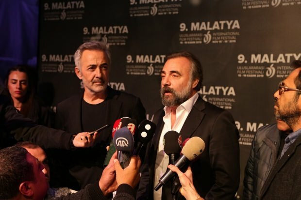 Mehmet Aslantuğ ja Oktay Kaynarca