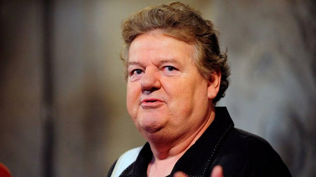 Harry Potterin Hagridia esittänyt näyttelijä Robbie Coltrane kuolee 72-vuotiaana!