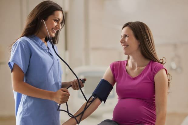Mikä verenpaineen tulisi olla raskauden aikana?