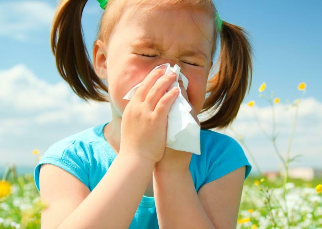 Kausiluonteisten allergioiden oireet lapsilla