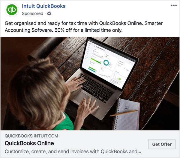Tässä Intuit QuickBooks -mainos- ja aloitussivulla huomaa, että värisävyt ja tarjous ovat yhdenmukaisia.