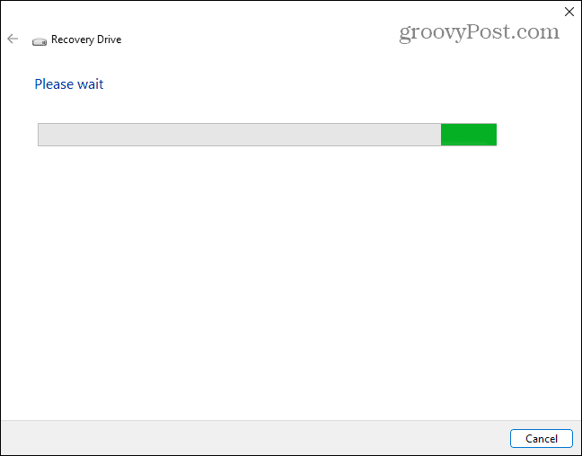 Ohjattu palautusaseman tarkistus USB-asemille Windows 11