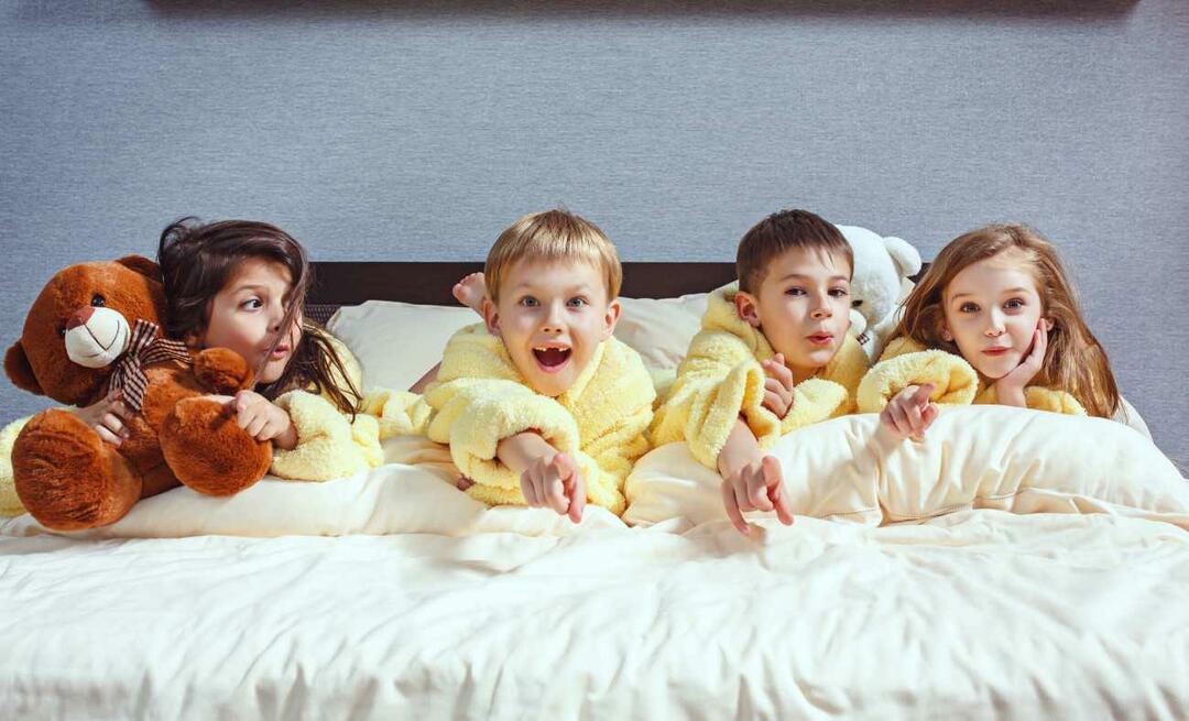 Pitäisikö lapsen, joka haluaa nukkua ystävänsä kanssa, sallia? Millaista asennetta pitäisi näyttää?