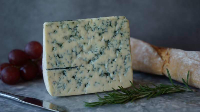 Mikä on roquefort-juusto ja miten sitä kulutetaan? Mitkä ovat roquefort-juuston käyttöalueet?