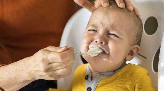 Juustovalikoima vauvoille! Mikä kuukausi aloittaa juusto? Vähäsuolainen juustoresepti vauvoille