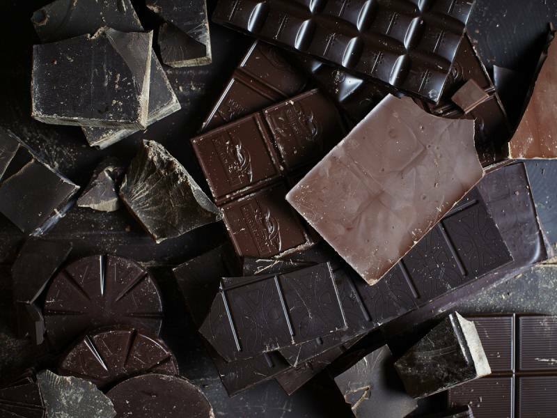 tumma suklaa hyödyttää hermostoa