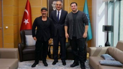 Tapaaminen kulttuuriministeri Ersoy Cem Yılmazin ja Şahan Gökbakarin kanssa