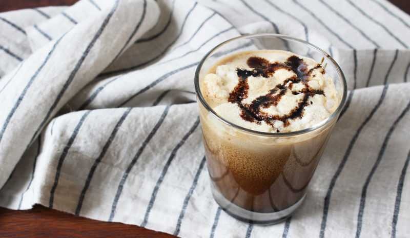 Kookospähkinä Mocha Iced Coffee